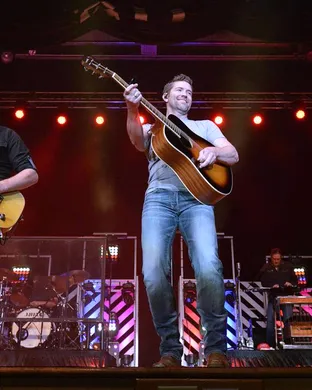 Josh Turner Jim Thorpe