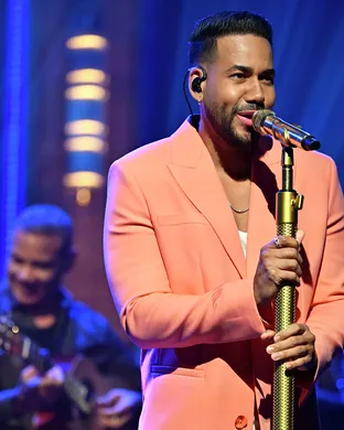 Romeo Santos Reading